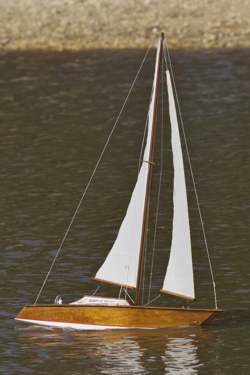 hard chine sailboat