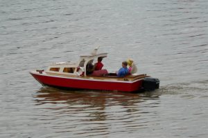 Outboard Cruiser (05)