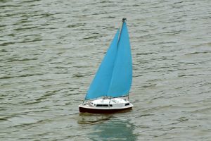 Blue sailed sloop 2 (02)
